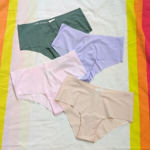 NWT VS Pink No-Show Cheeky Panties